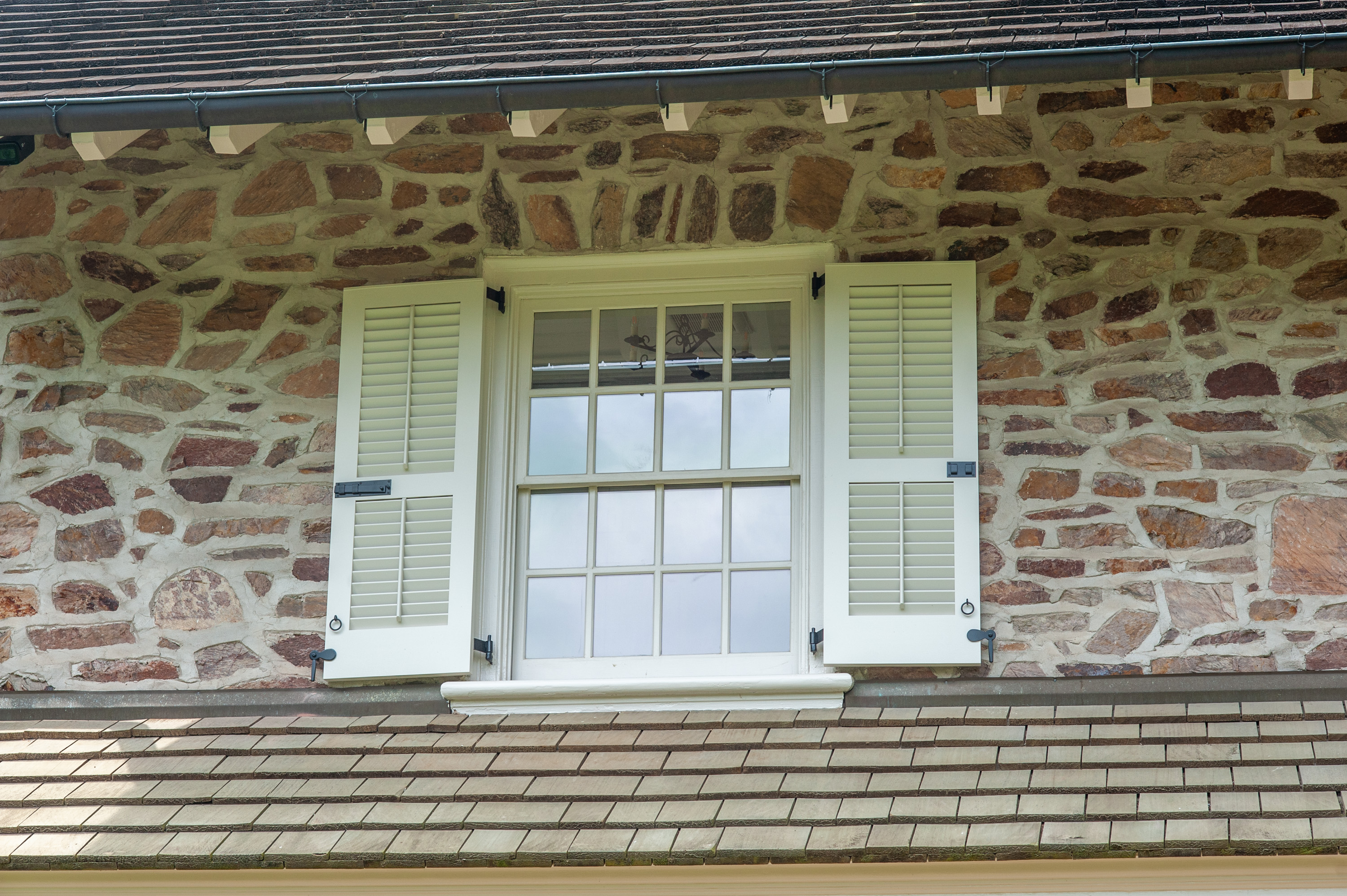 Why Mahogany Is Optimal For Wood Exterior Shutters | Timberlane Blog